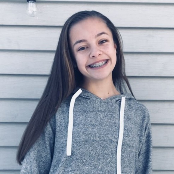 Meet your Posher, Jessie - Picture 1 of 1